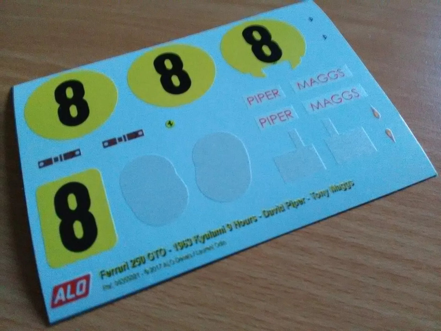 1963 KYALAMI 9 HOURS #8 FERRARI 250 GTO DAVID PIPER/TONY MAGGS 1:43, 1:18 DECALS