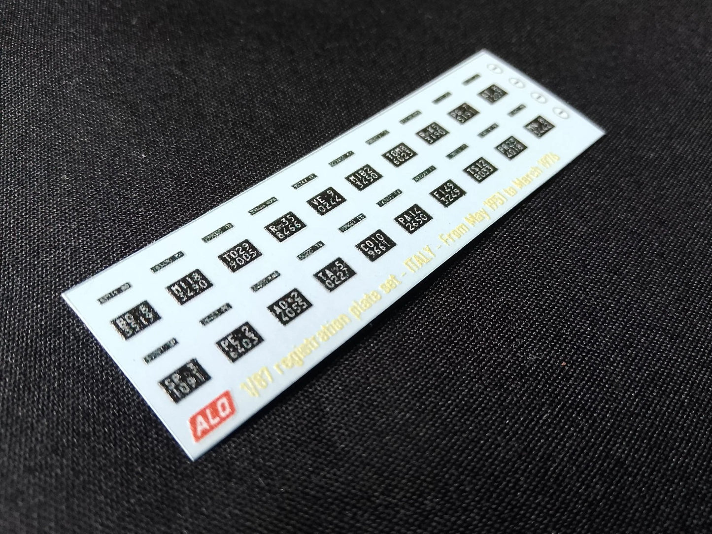 1951-1976 ITALIAN REGISTRATION PLATES 1:87, 1:43, 1:24, 1:18 DECALS - FOR 20 CARS