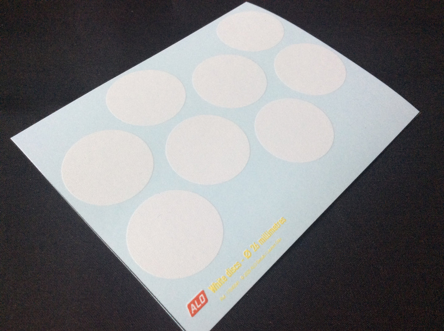 WHITE DISCS - 1:43, 1:32, 1:24, 1:18 DECALS