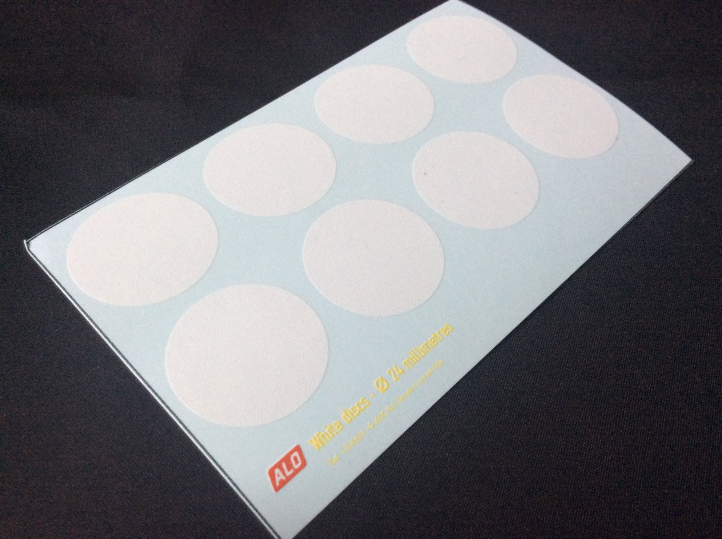 WHITE DISCS - 1:43, 1:32, 1:24, 1:18 DECALS